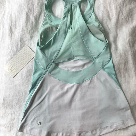 NWT Lululemon Run: Make It Count Mint and White Halter Top - Picture 3 of 5